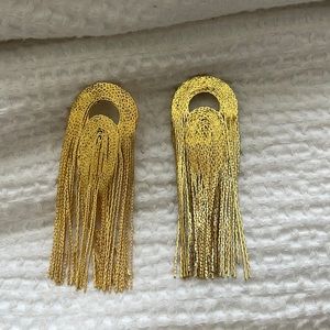Statement gold earrings Zara Fringe